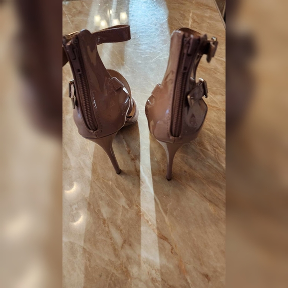 Charlotte Russe Women's 9 pink muave heels - Picture 2 of 4